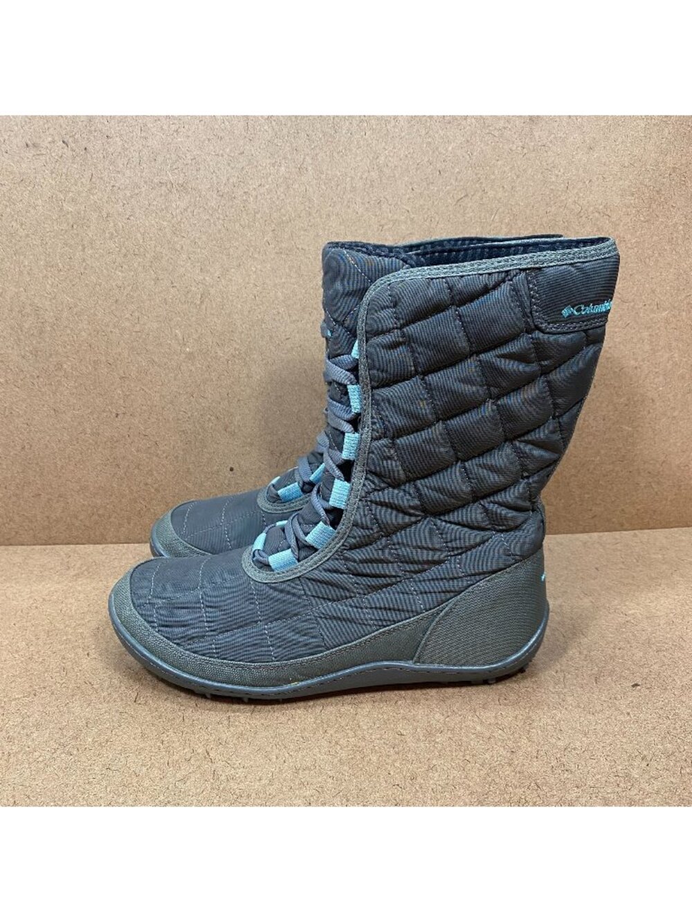 Columbia Womens Crystal Mid Quilted Grey Winter Boots Size 8 Thermal Coil 200G